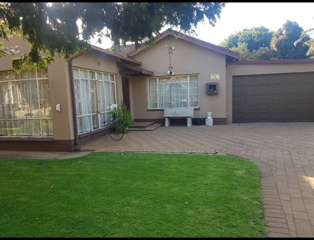 3 BEDROOM HOUSE FOR SALE IN DALVIEW